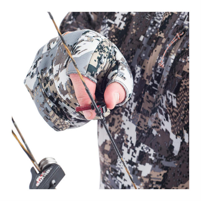 Men Fanatic Whitetail Camo Hunting Gloves